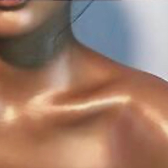 NARS Highlighting Powder in Celeb Fave Albatross - Picture 3 of 8